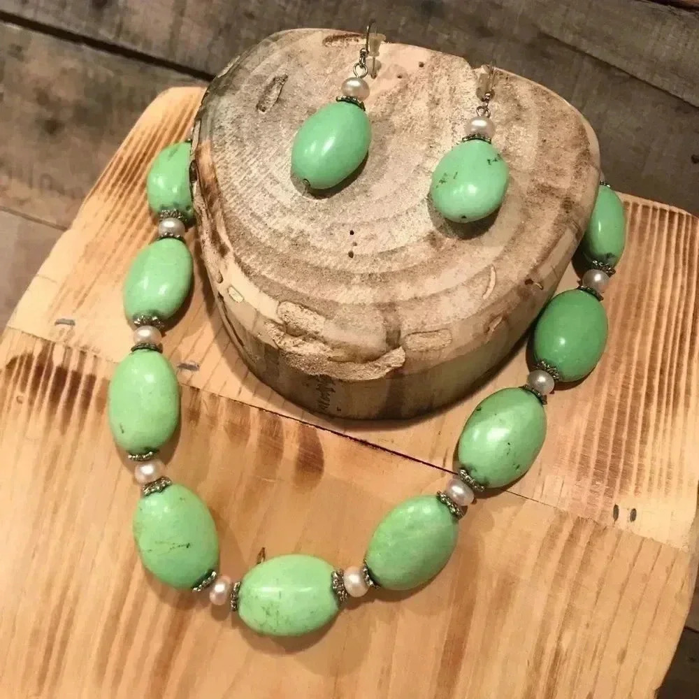 Chinese turquoise and fresh water pearl set